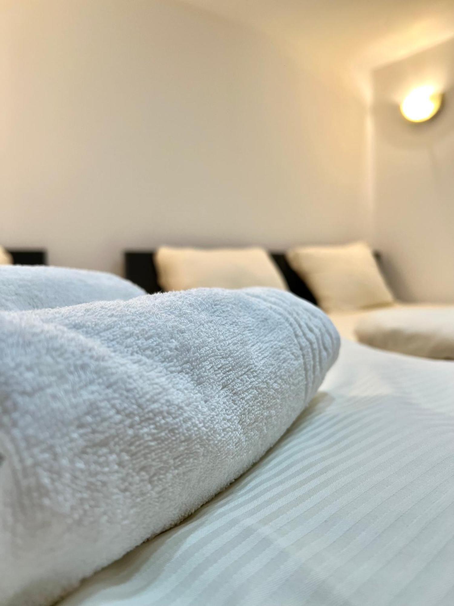 Gray Harmony Rooms モスタル エクステリア 写真